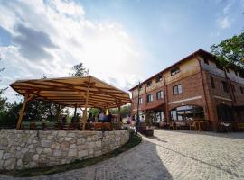 Crama de Piatra Winery Hotel & Conference Hall โรงแรมในValea scheilor