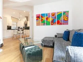 Charming Two-Bedroom Flat in Notting Hill