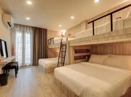 Potji's private apartment