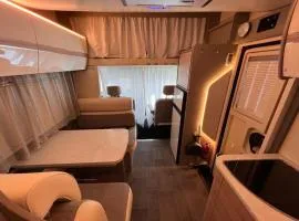 Gemütlicher Camper-Wiesnnah