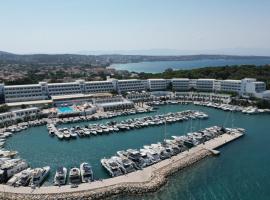 Altin Yunus Hotel & SPA - Çeşme, hotel v destinaci Cesme