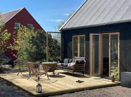 Kustnära hus i Bovallstrand, golfový hotel v destinaci Bovallstrand