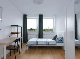 Stylish & Bright Apartment in Top Location