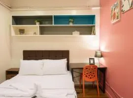 Homey and Cozey Poblacion Makati S10