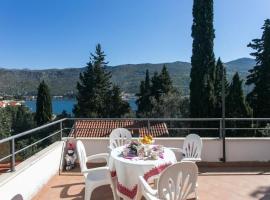 Apartments Tramonto - One Bedroom Apartment with Balcony and Sea View, hotel i Zaton