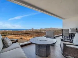 Stunning Views of Cabo San Lucas Bay 2BD-2BA