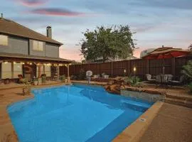 Vista Valley Vacay 5-BD w Pool & Cinema