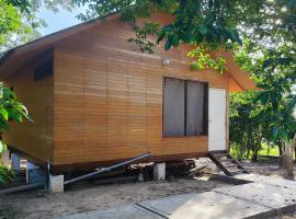 Bufeo's Club Resort, Hotel in Pucallpa