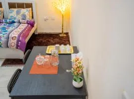 tourist Family and couple Rooms - Attached Washroom - VL02 baith al jannah LLC