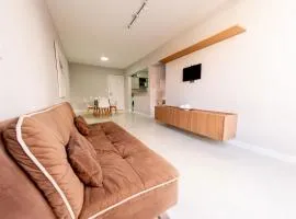 Custo Benefício c/ Garagem na Quadra do Mar AD6033