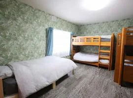 TR Niseko House Room Jungle