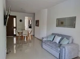 Cómodo apto excelente ubicación