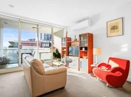 W30 - Sparkling North Melbourne Gem with parking