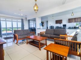 Viesnīca ar autostāvvietu Wendy's Penthouse Diani pilsētā Ukunda