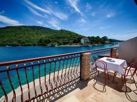 Apartments Malo Lago - One-Bedroom Apartment with Balcony and Sea View - 2nd floor Apartment 5
