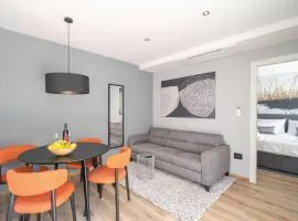 Apartments Villa Royale - Luxury One Bedroom Apartment with Terrace