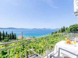 Apartments Cypress Sea Cove - Premium Studio Apartment with Balcony and Sea View A2