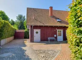 Küstenhaus mit eigener Sauna und Kamin ca 400 vom Ostseestrand