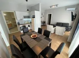 Ydrea Piraeus port apartment