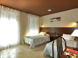 Hotel Navarro, hotell i Ciudad Real