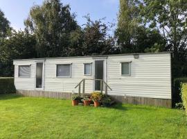 Gastenverblijf op rustige camping in Zeeland, Hotel in Kats