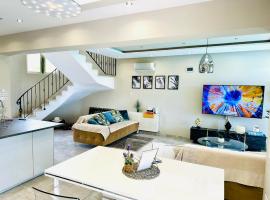 Luxury Villa LAPIS LAZULI, vila v destinaci Meneou