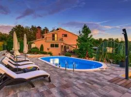 Villa Mikela Heki, Pazin by IstriaLux