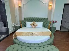 Love Hotel Tô Ký