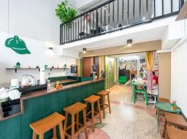 PICCOLO SUKHUMVIT HOSTEL- Self check-in after 6 pm
