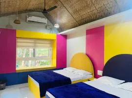 Casa Ardilla, Homestay and Boating in Honnavar