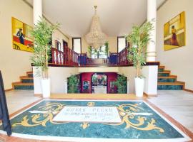 Red Clay Apartments City Club, hotel v Belehrade