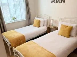 Wayside, Yorkshire Wolds Holiday Home, Sleeps 4, Parking