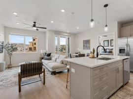 Life is Good condo, hotel in Atkinville