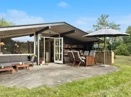4 Bedroom Cozy Home In Jægerspris