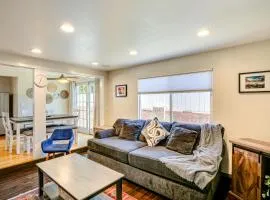 2 Mi to Ocean Long Beach Home with Gas Grill!
