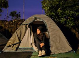 Campper Urumbi Hill Camp Vagamon, Hotel in Pīrmed
