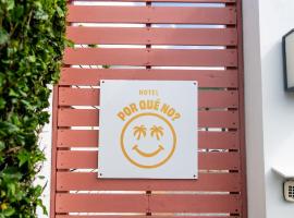 Hotel Por Que No?, khách sạn biển ở Uvita