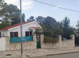 Casa Refugio Entre Pinos y Romeros