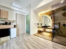 Golden City Center Suites