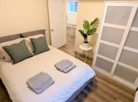 New 1 bedroom suite North Vancouver