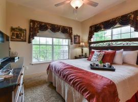 Tuscany Villas - In the heart of Branson, lake house rental in Branson