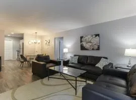 Glam R Us - Pool - Fabulous Location Must Stay