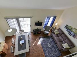 WaterWay - Balcony view of Lake Taneycomo, hotel in Branson