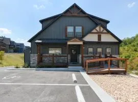 Journey's Remedy -Lake View Sleeps 30
