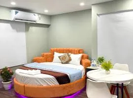 Family Inn - Airport Hotel