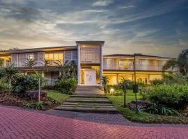 Eden Rock Luxury Villas, Pennington