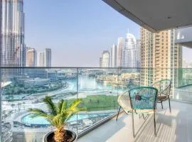 Luxury 2BR Apartment with Stunning Burj Khalifa & Fountain Views - Opera Grand, Downtown