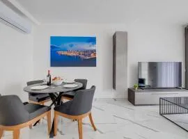 Chic Apartment Stays