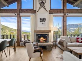 200m ski slopes - Chalet Manora - Courchevel La Tania, hotel in Courchevel