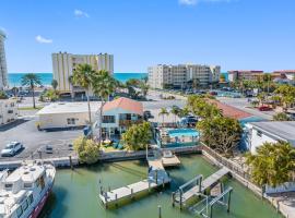 Sand Vista Vacation Hotel, hotel en St Pete Beach